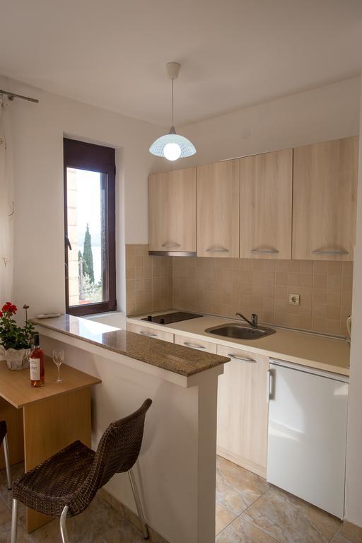 Apartments Lumiere Rafailovici Exterior photo