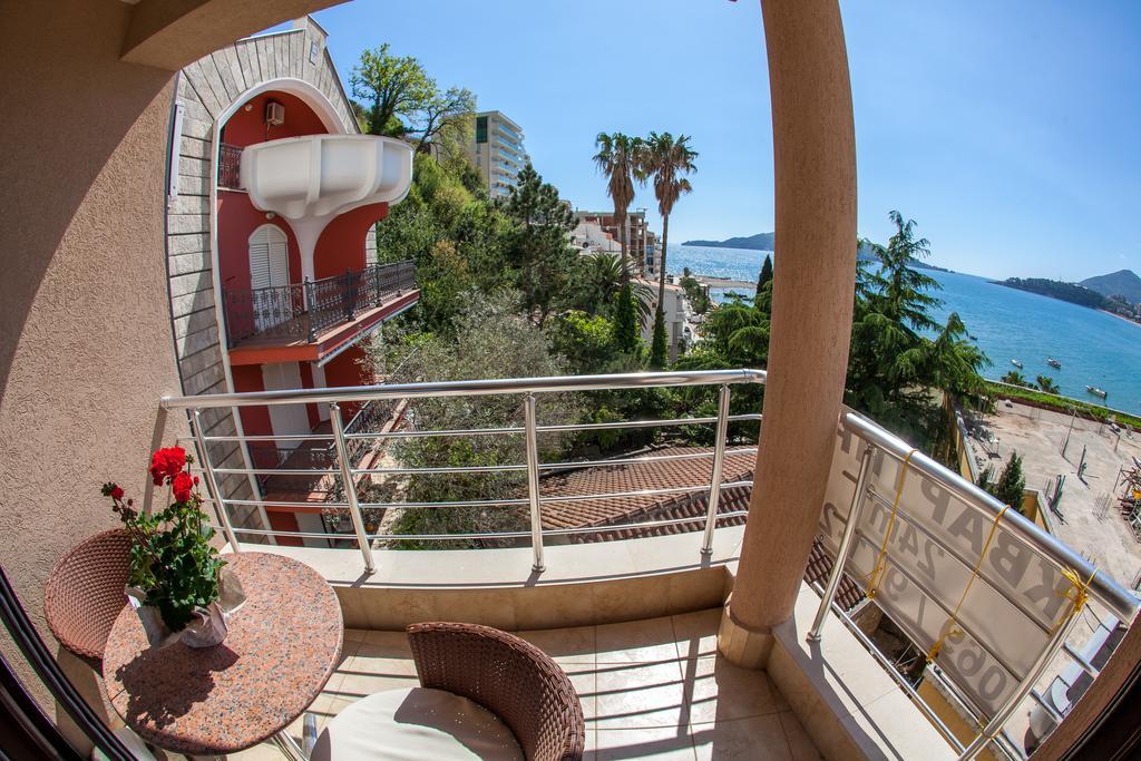 Apartments Lumiere Rafailovici Exterior photo
